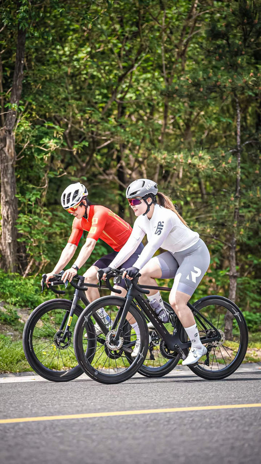 Elevate Your Ride with PHANTOM B3 CARBON Wheels