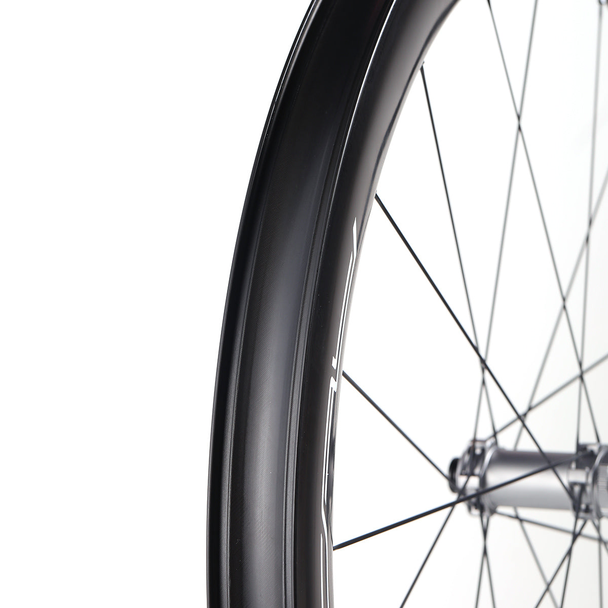 Ghost Gravel 58 carbon wheel hub detail