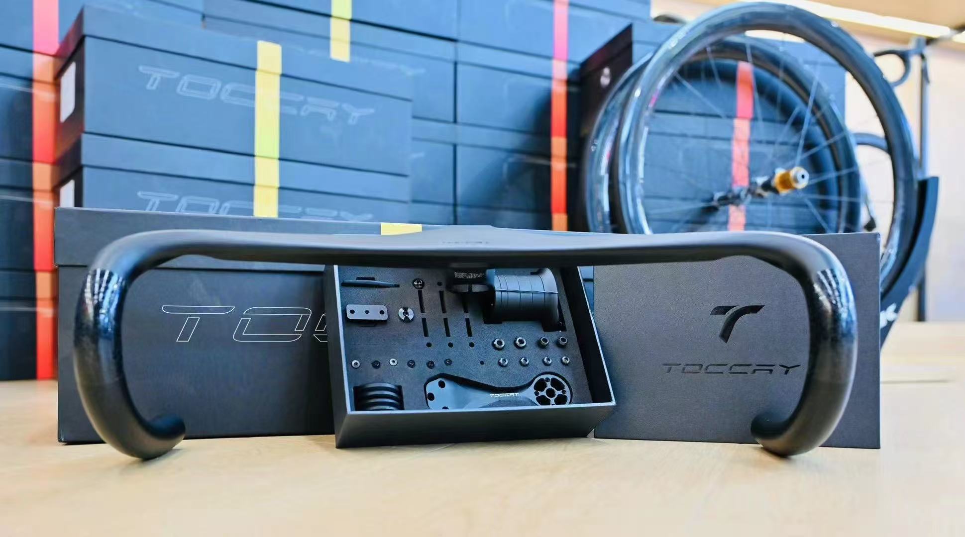 TOCCAY integrated road bar with packaging and mounting accessories