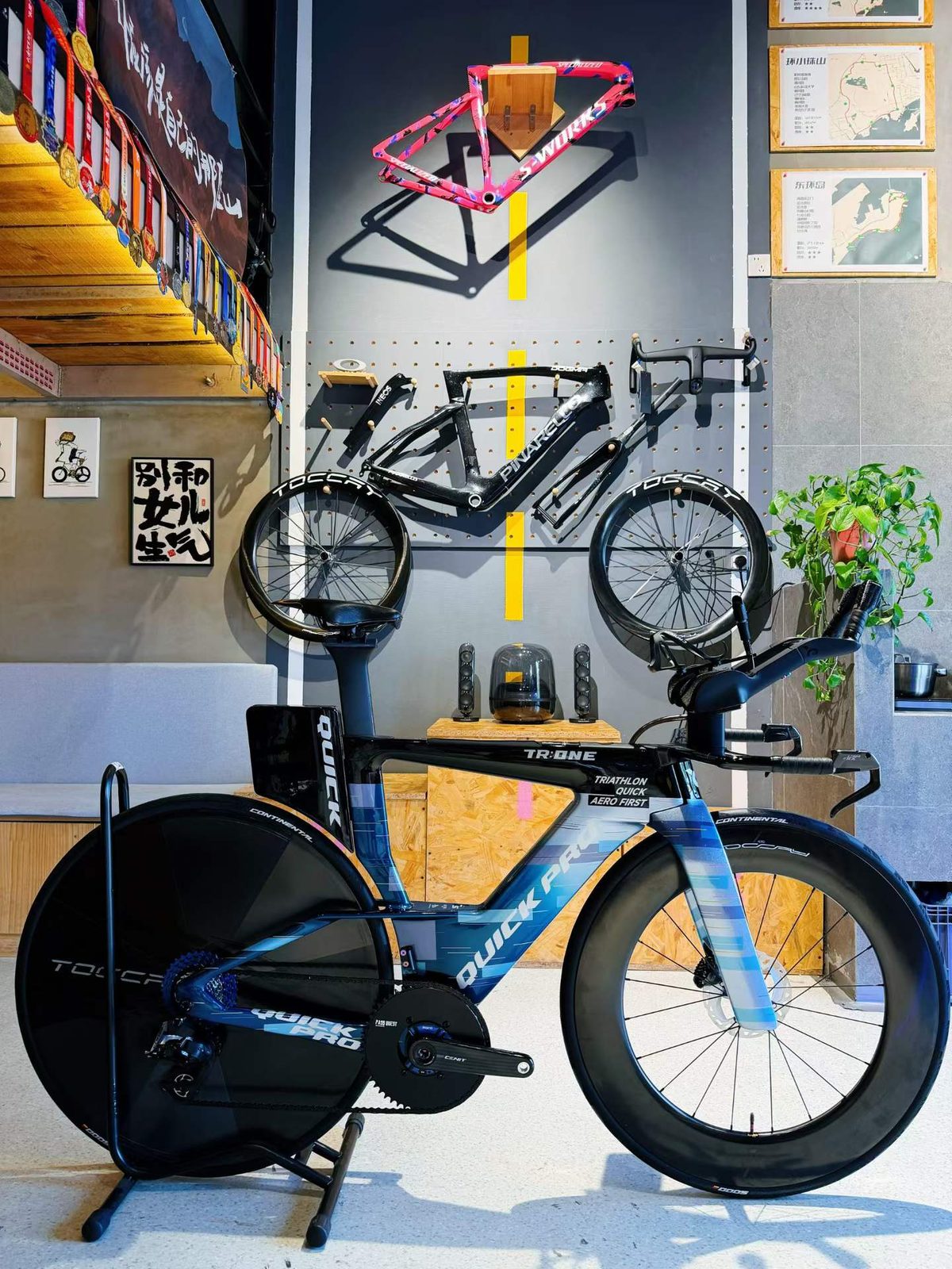 Daniel riding TOCCAY AERO-60 Ghost CARBON